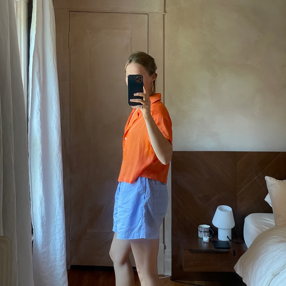 Donni Button down